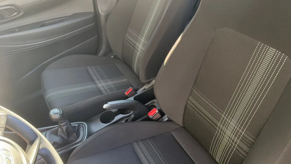 HYUNDAI i20 i20 1.2 Pure