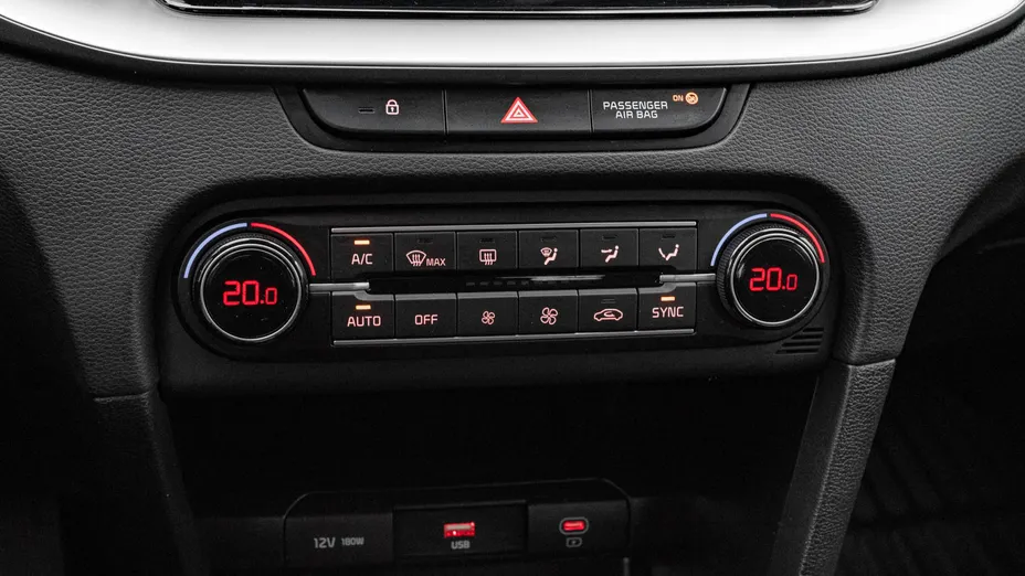 KIA Cee'd Ceed 1.5 T-GDI M