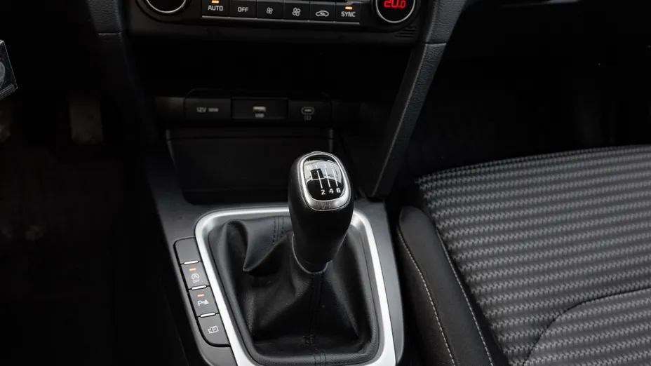 KIA Cee'd Ceed 1.5 T-GDI M