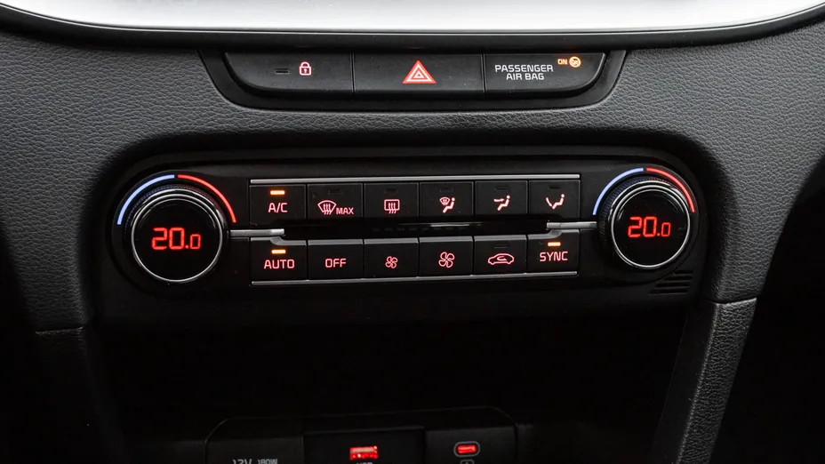 KIA Cee'd Ceed 1.5 T-GDI M