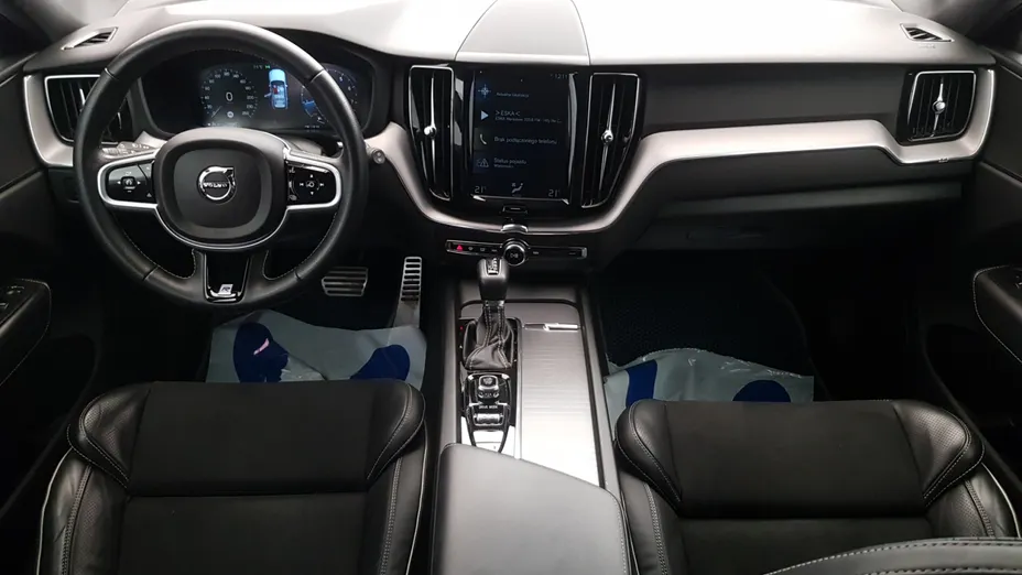 VOLVO XC60 XC60 T5 GPF AWD R-Design aut