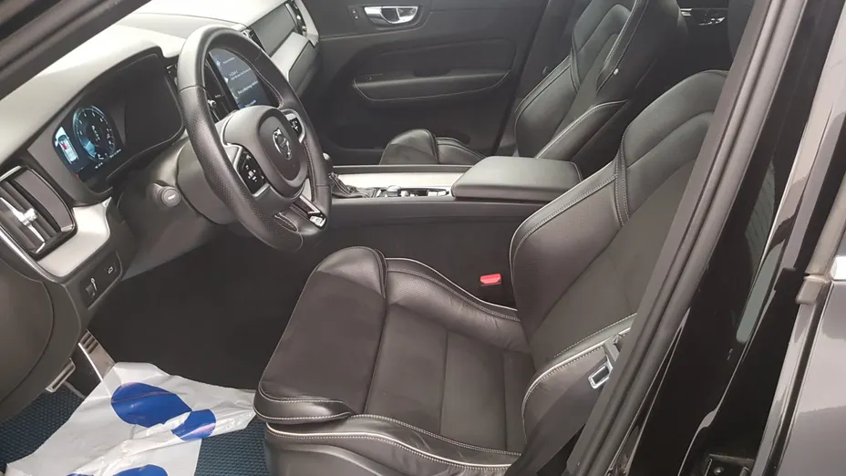 VOLVO XC60 XC60 T5 GPF AWD R-Design aut