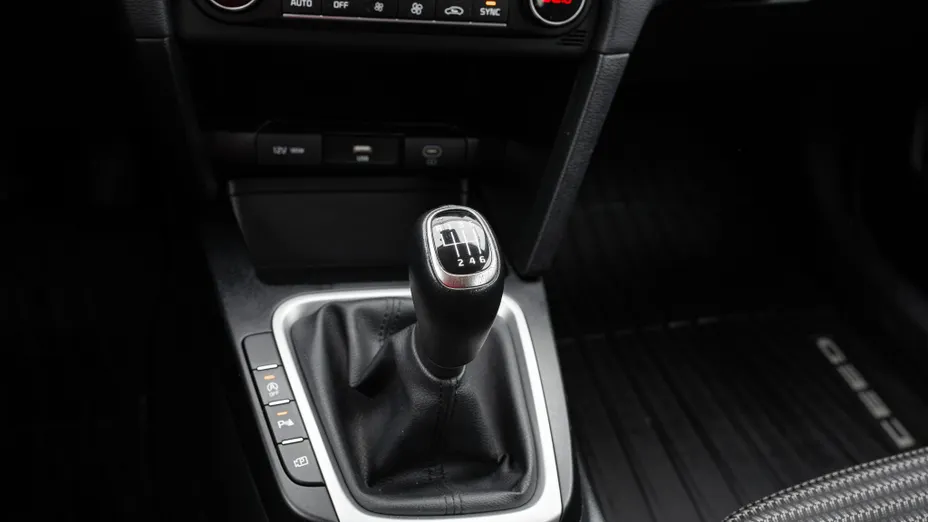 KIA Cee'd Ceed 1.5 T-GDI M