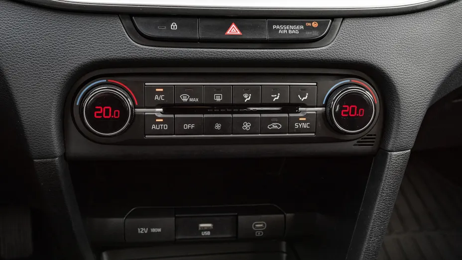 KIA Cee'd Ceed 1.5 T-GDI M