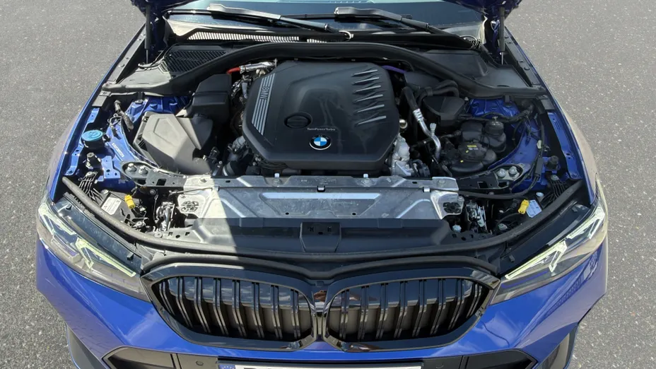 BMW Seria 3 330d xDrive mHEV M Sport sport-aut