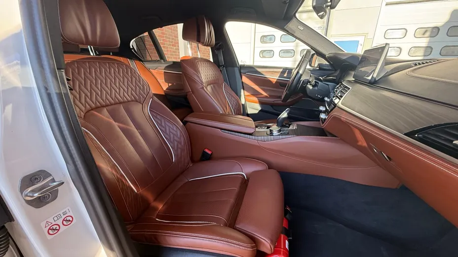 BMW Seria 5 530d xDrive mHEV M Sport sport-aut