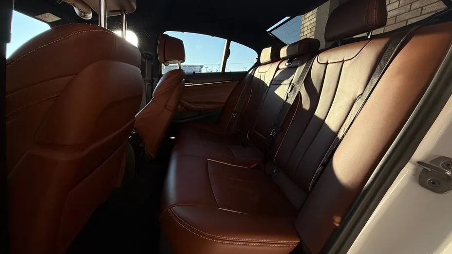 BMW Seria 5 530d xDrive mHEV M Sport sport-aut