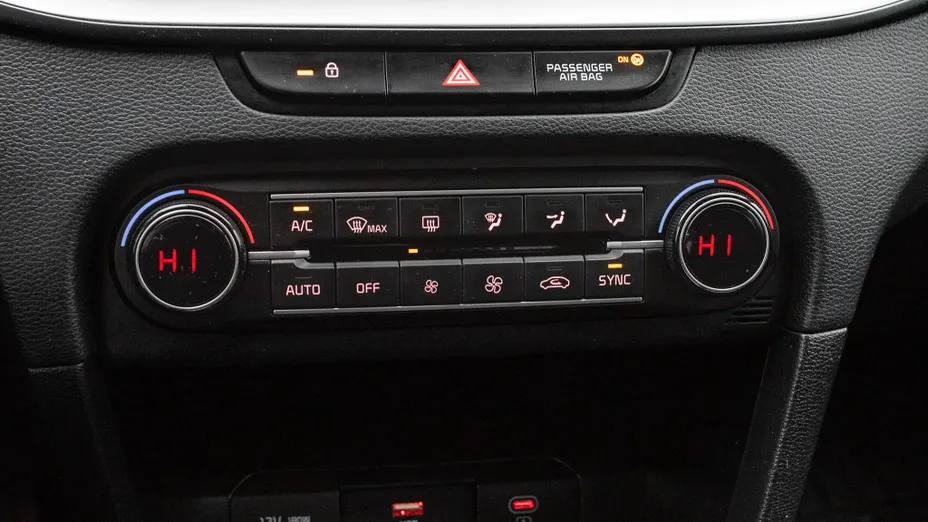 KIA Cee'd Ceed 1.5 T-GDI M