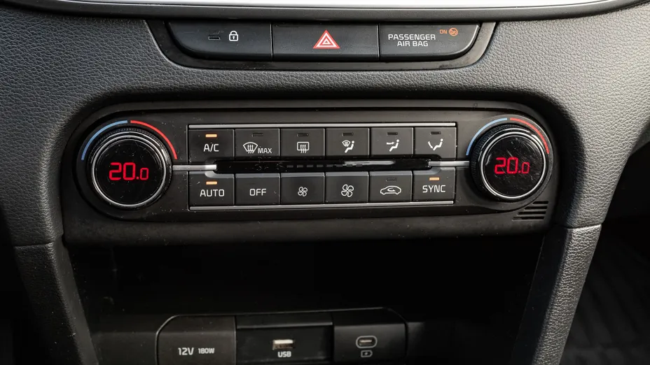 KIA Cee'd Ceed 1.5 T-GDI M