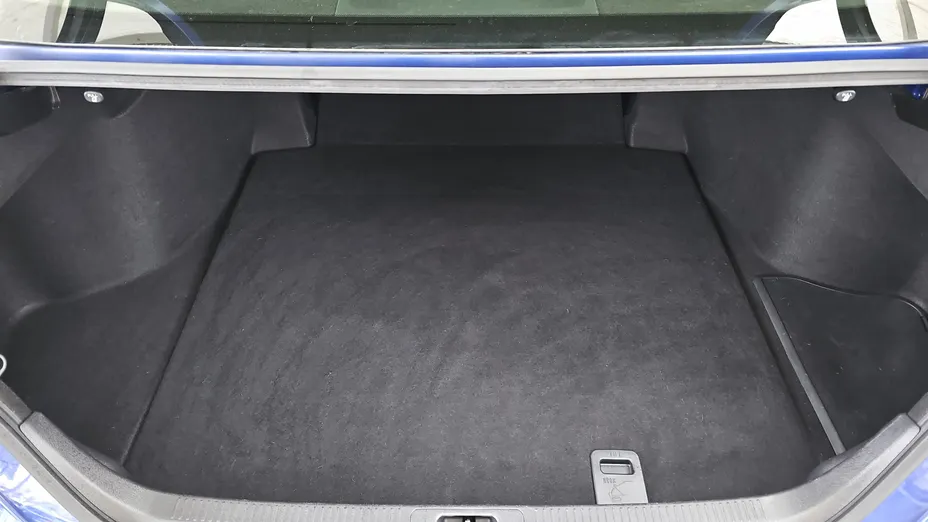 TOYOTA Camry Camry 2.5 Hybrid Comfort CVT