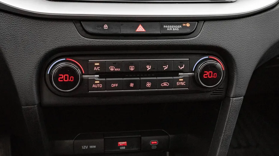 KIA Cee'd Ceed 1.5 T-GDI M