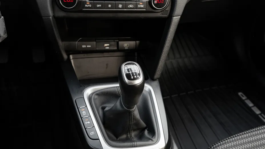 KIA Cee'd Ceed 1.5 T-GDI M