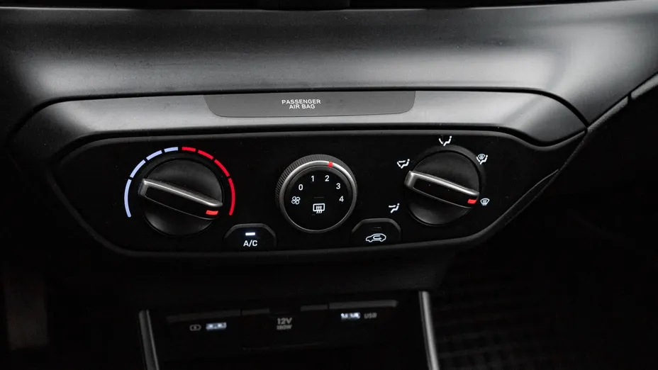 HYUNDAI i20 i20 1.2 Pure