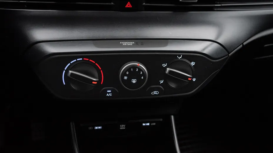 HYUNDAI i20 i20 1.2 Pure