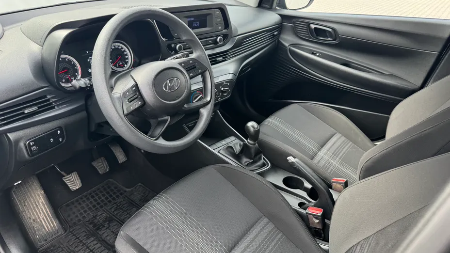 HYUNDAI i20 i20 1.2 Pure