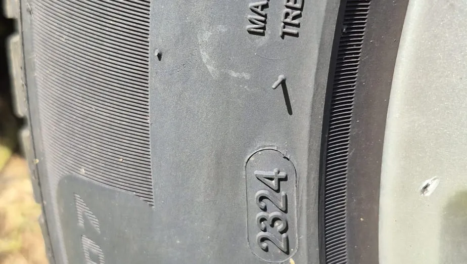 MERCEDES-BENZ E Klasa E 270 T CDI Classic