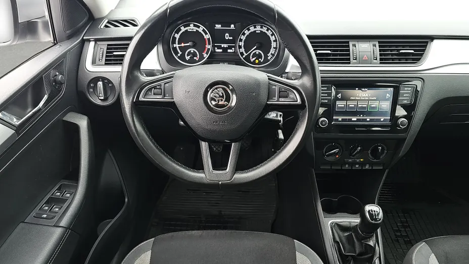 SKODA Rapid Rapid 1.0 TSI Ambition