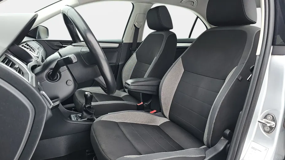 SKODA Rapid Rapid 1.0 TSI Ambition