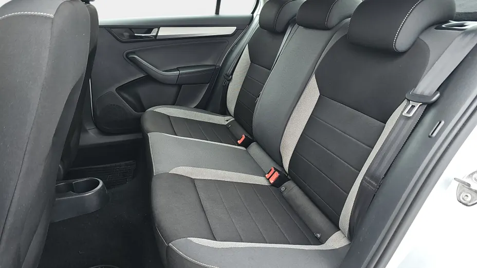 SKODA Rapid Rapid 1.0 TSI Ambition