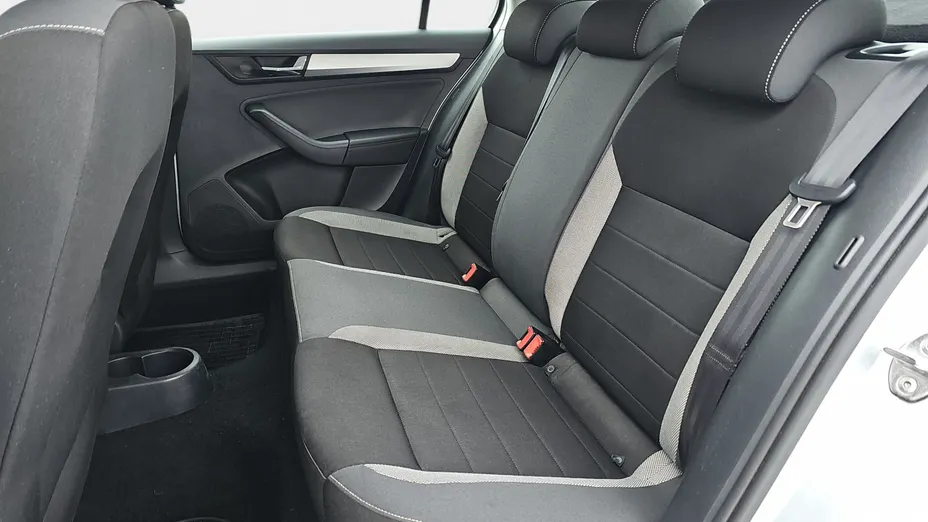 SKODA Rapid Rapid 1.0 TSI Ambition