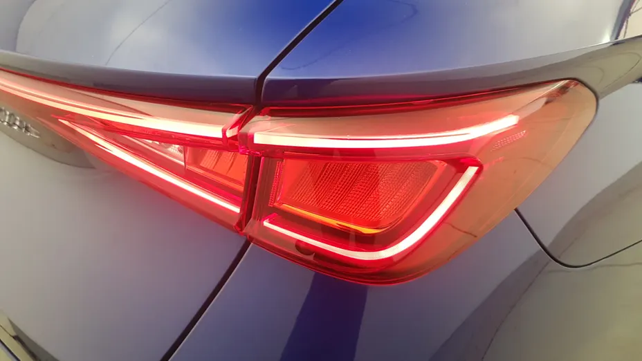 SEAT Leon Leon 1.5 eTSI Xcellence DSG