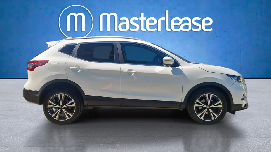 NISSAN Qashqai Qashqai 1.3 DIG-T N-Connecta DCT