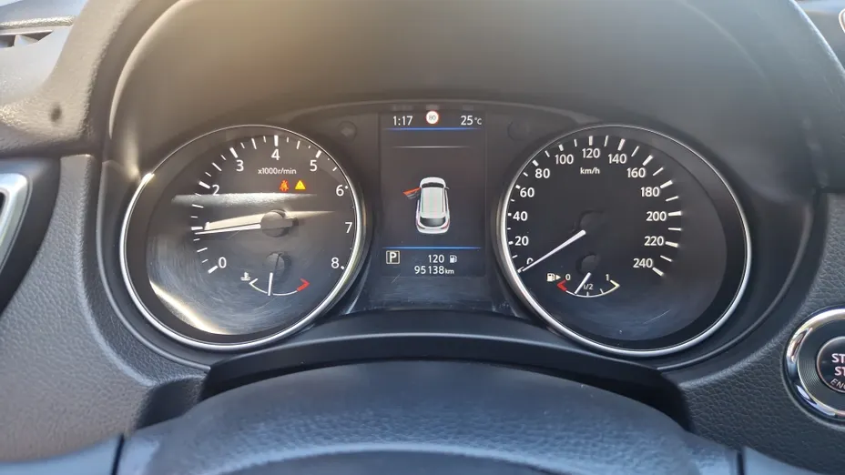 NISSAN Qashqai Qashqai 1.3 DIG-T N-Connecta DCT