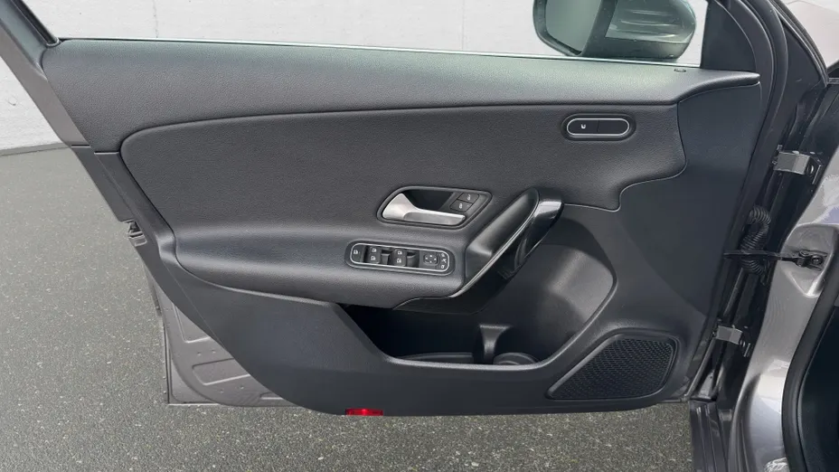 MERCEDES-BENZ A Klasa A 180 Style 7G-DCT
