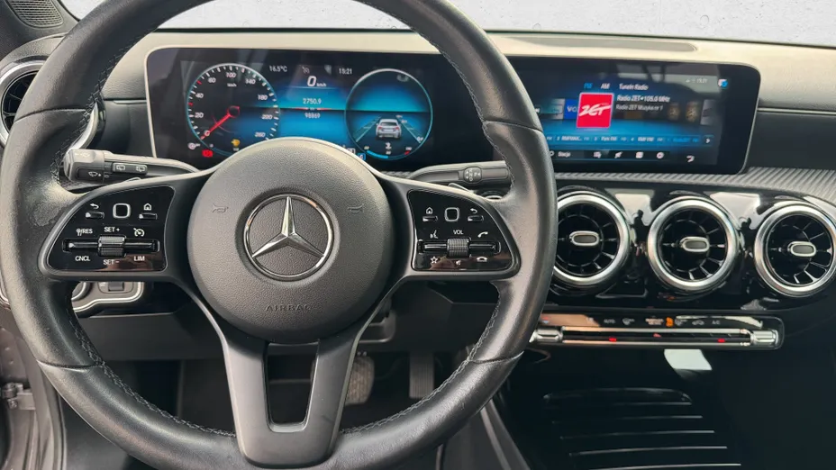 MERCEDES-BENZ A Klasa A 180 Style 7G-DCT