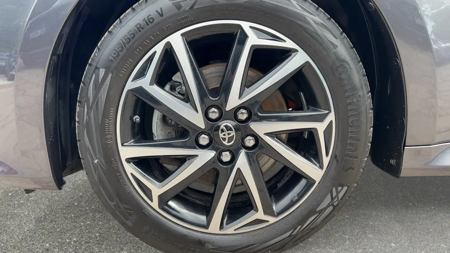 TOYOTA Yaris Yaris Hybrid 1.5 Comfort
