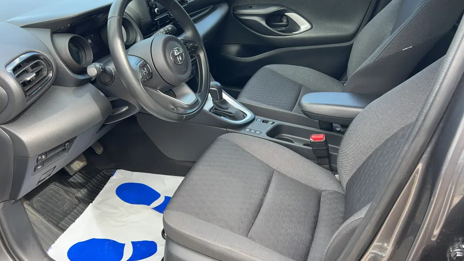 TOYOTA Yaris Yaris Hybrid 1.5 Comfort