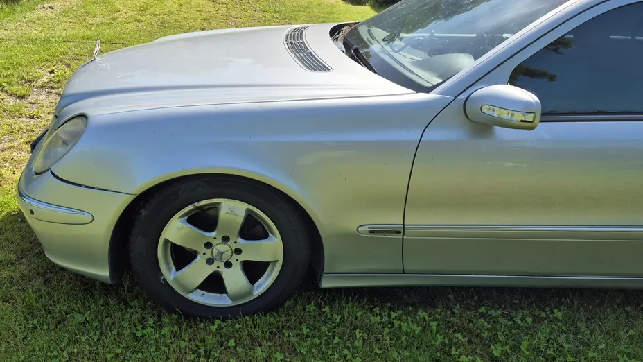 MERCEDES-BENZ E Klasa E 270 T CDI Classic