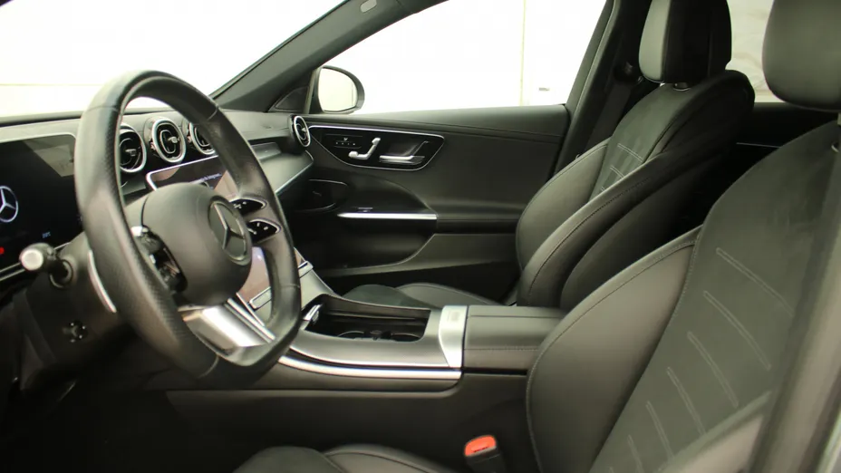 MERCEDES-BENZ C Klasa C 220 d mHEV 4-Matic AMG