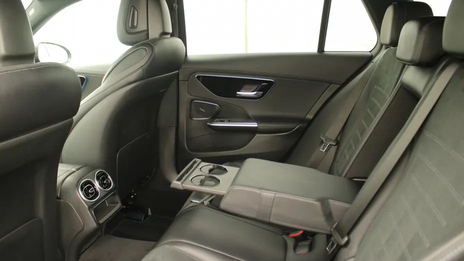 MERCEDES-BENZ C Klasa C 220 d mHEV 4-Matic AMG