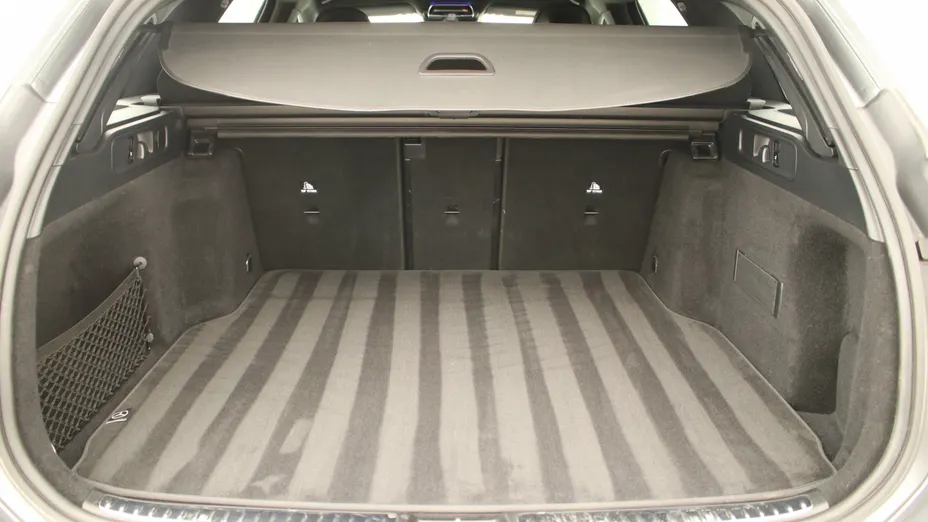 MERCEDES-BENZ C Klasa C 220 d mHEV 4-Matic AMG