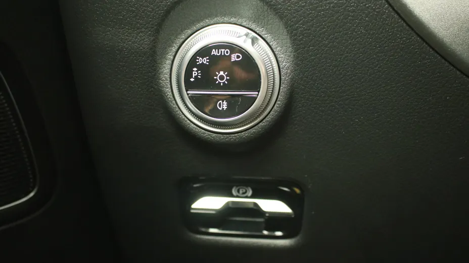 MERCEDES-BENZ C Klasa C 220 d mHEV 4-Matic AMG