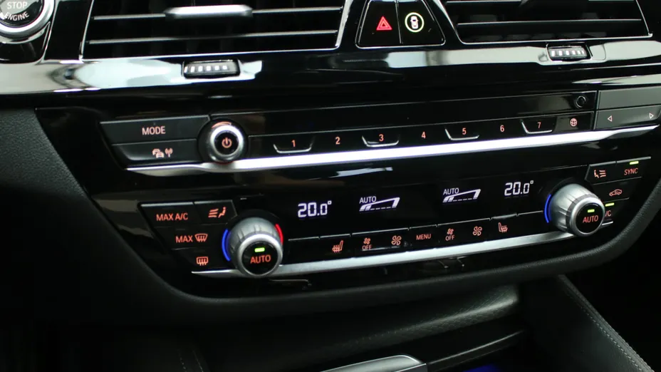 BMW Seria 5 520d xDrive mHEV M Sport sport-aut