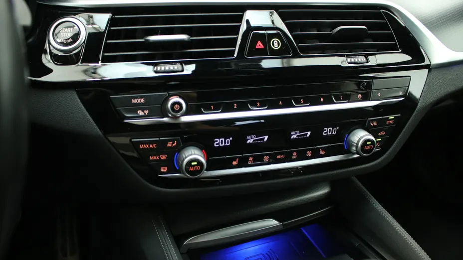 BMW Seria 5 520d xDrive mHEV M Sport sport-aut