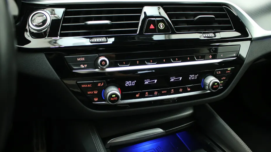 BMW Seria 5 520d xDrive mHEV M Sport sport-aut