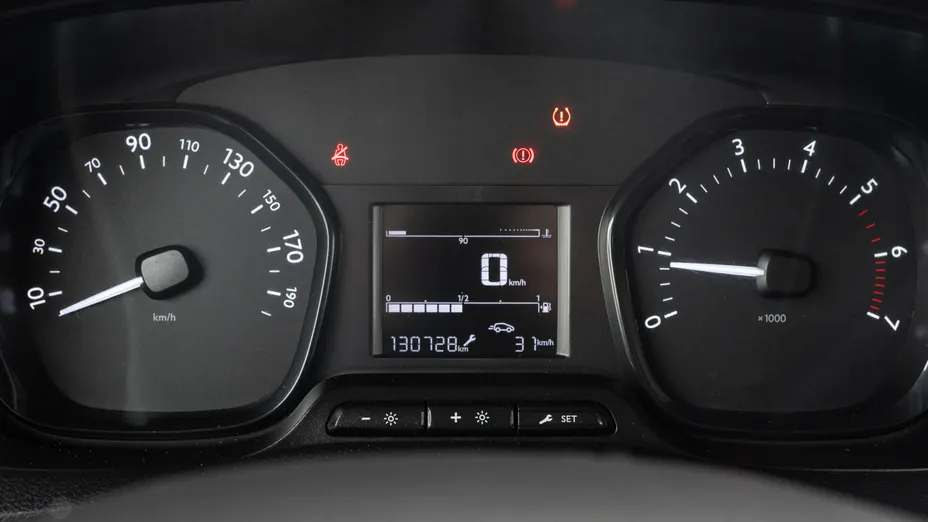 TOYOTA Proace Proace Kombi 2.0 D-4D Long 2,8t Aut.