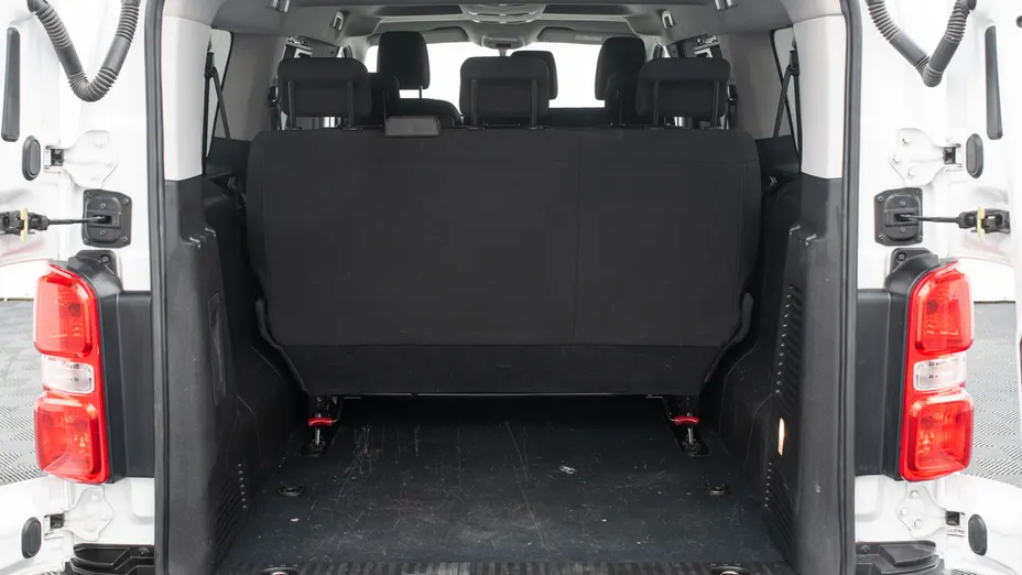 TOYOTA Proace Proace Kombi 2.0 D-4D Long 2,8t Aut.