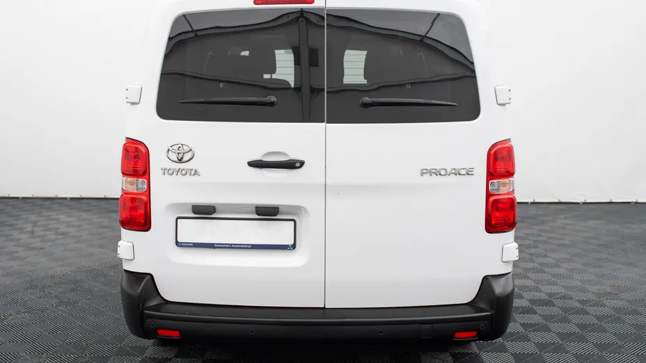 TOYOTA Proace Proace Kombi 2.0 D-4D Long 2,8t Aut.