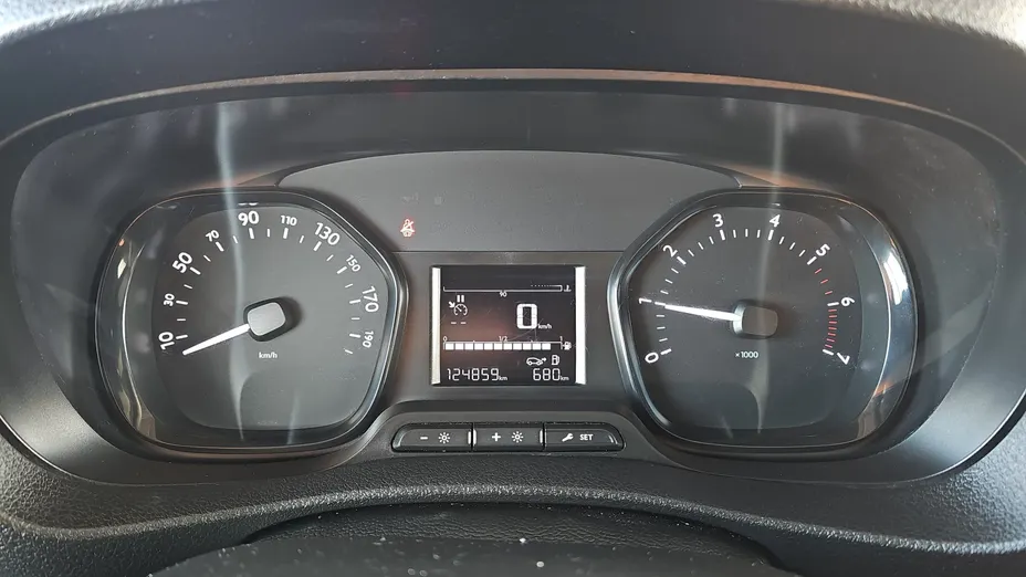 TOYOTA Proace Proace Kombi 2.0 D-4D Long 2,8t