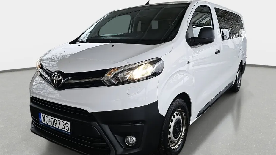 TOYOTA Proace Proace Kombi 2.0 D-4D Long 2,8t Aut.