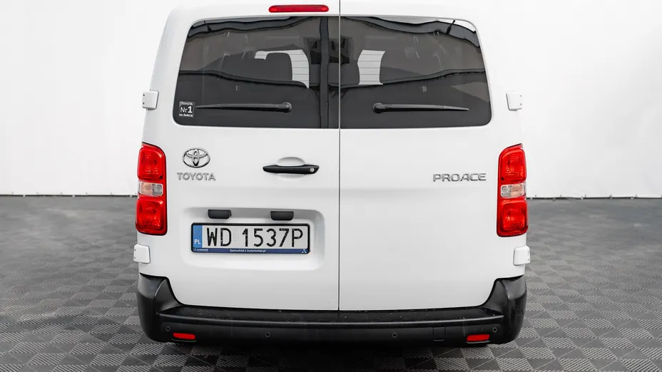 TOYOTA Proace Proace Kombi 2.0 D-4D Long 2,8t Aut.