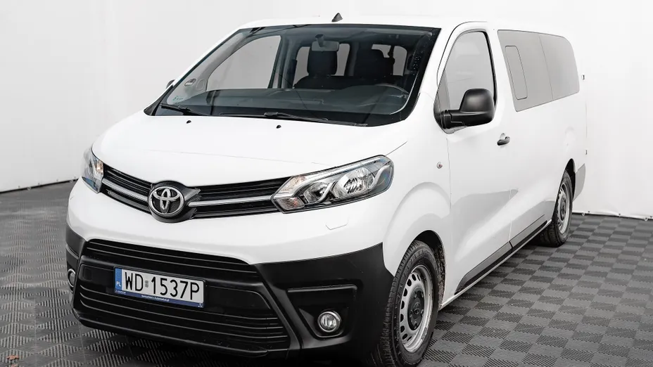 TOYOTA Proace Proace Kombi 2.0 D-4D Long 2,8t Aut.