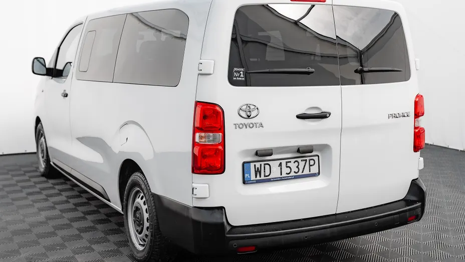 TOYOTA Proace Proace Kombi 2.0 D-4D Long 2,8t Aut.