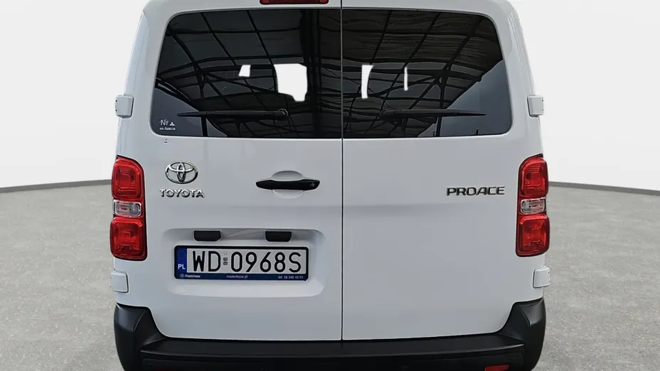 TOYOTA Proace Proace Kombi 2.0 D-4D Long 2,8t
