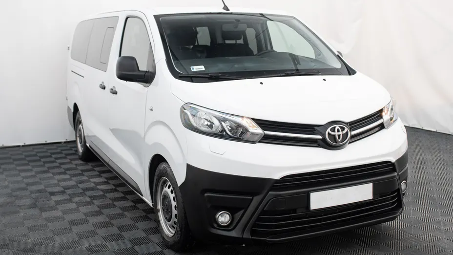 TOYOTA Proace Proace Kombi 2.0 D-4D Long 2,8t Aut.