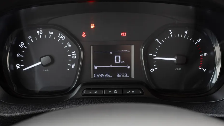 TOYOTA Proace Proace Kombi 2.0 D-4D Long 2,8t Aut.